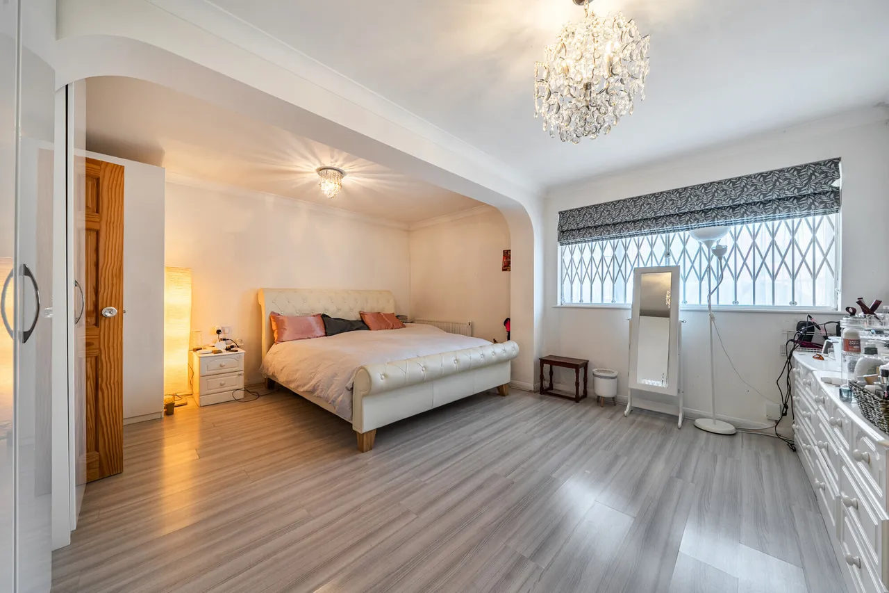 Elgin Drive, Northwood, HA6, photo 11