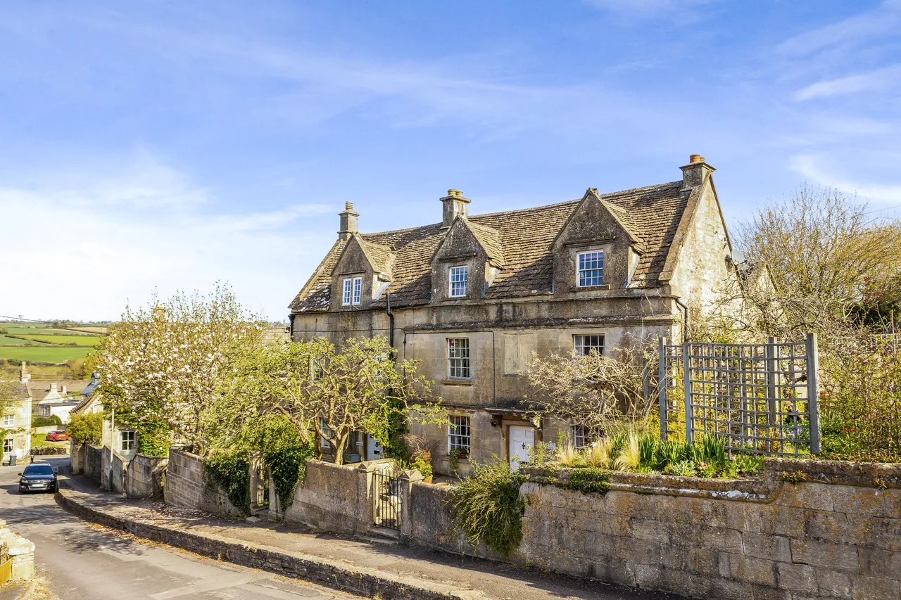 Hazelbury Hill, Box, SN13, photo 12