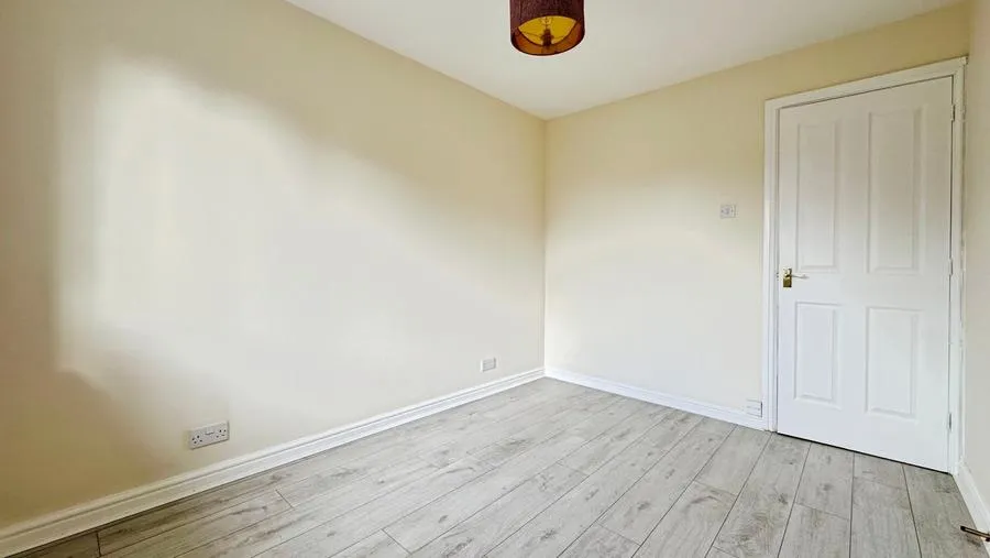 Pavilion Gardens, Bromsgrove, B61, photo 15