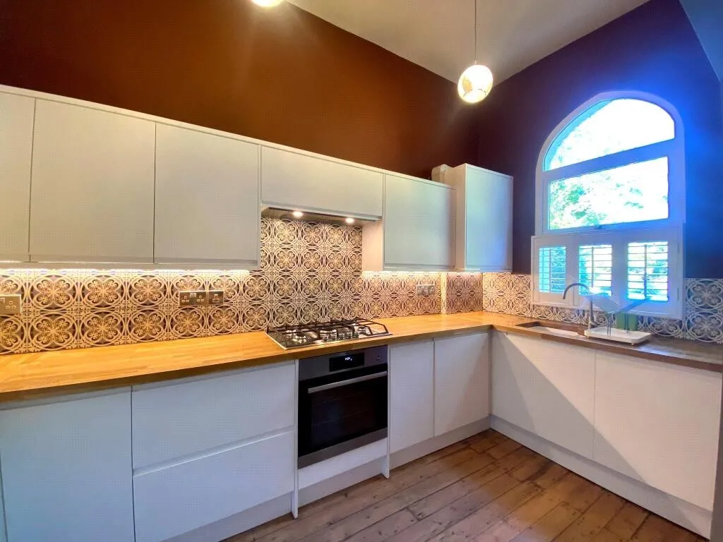 Woodville Road, Altrincham, WA14, photo 3
