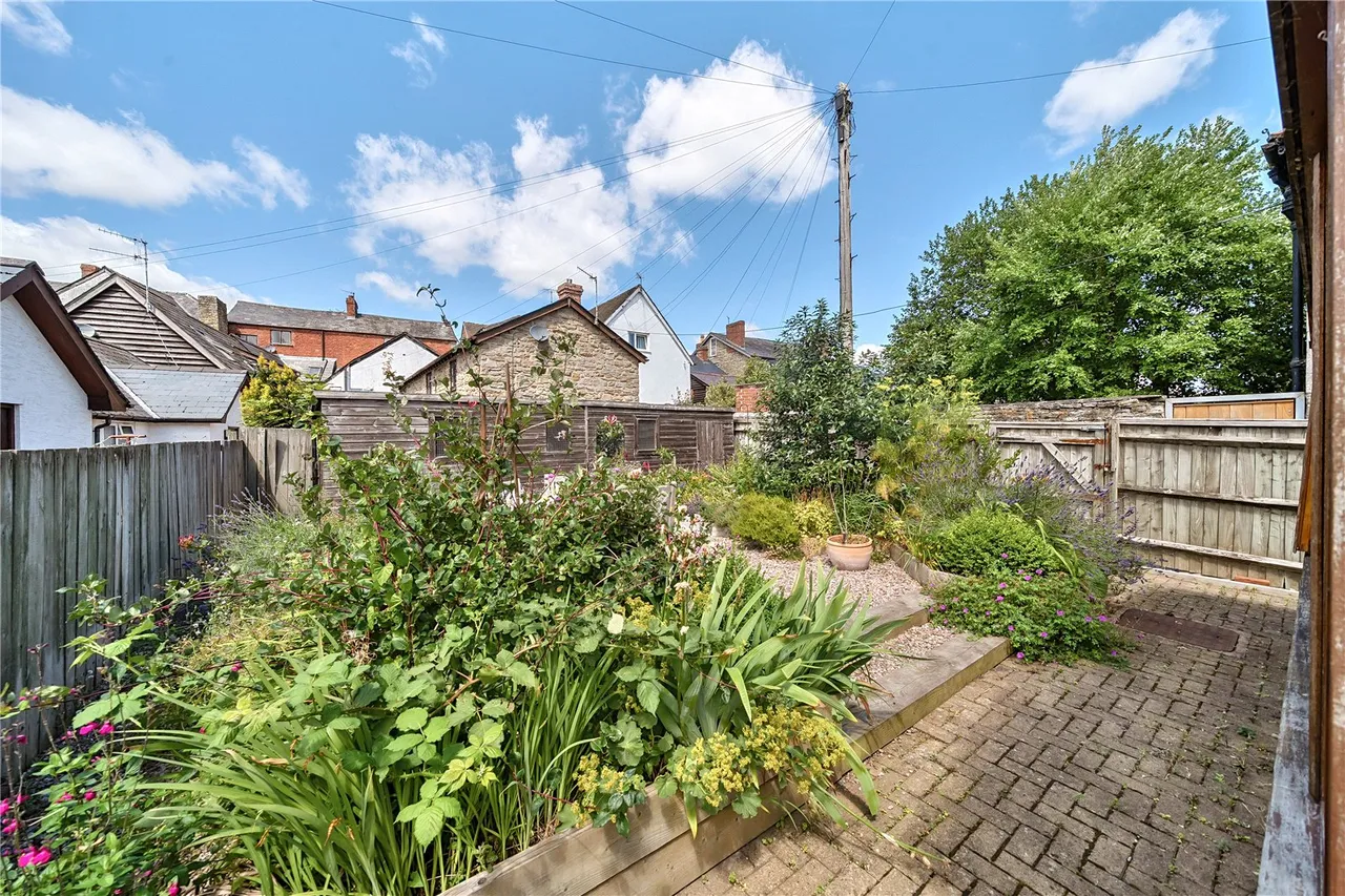 Mill Furlong Lane, High Street, Kington, Herefordshire,, HR5 3BJ, photo 18