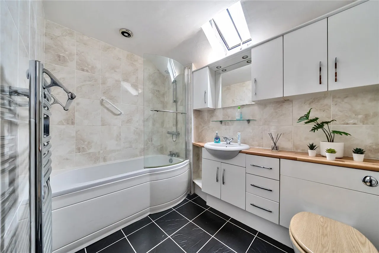 Mill Furlong Lane, High Street, Kington, Herefordshire,, HR5 3BJ, photo 17