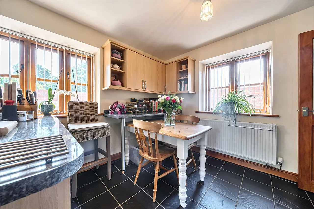 Mill Furlong Lane, High Street, Kington, Herefordshire,, HR5 3BJ, photo 6
