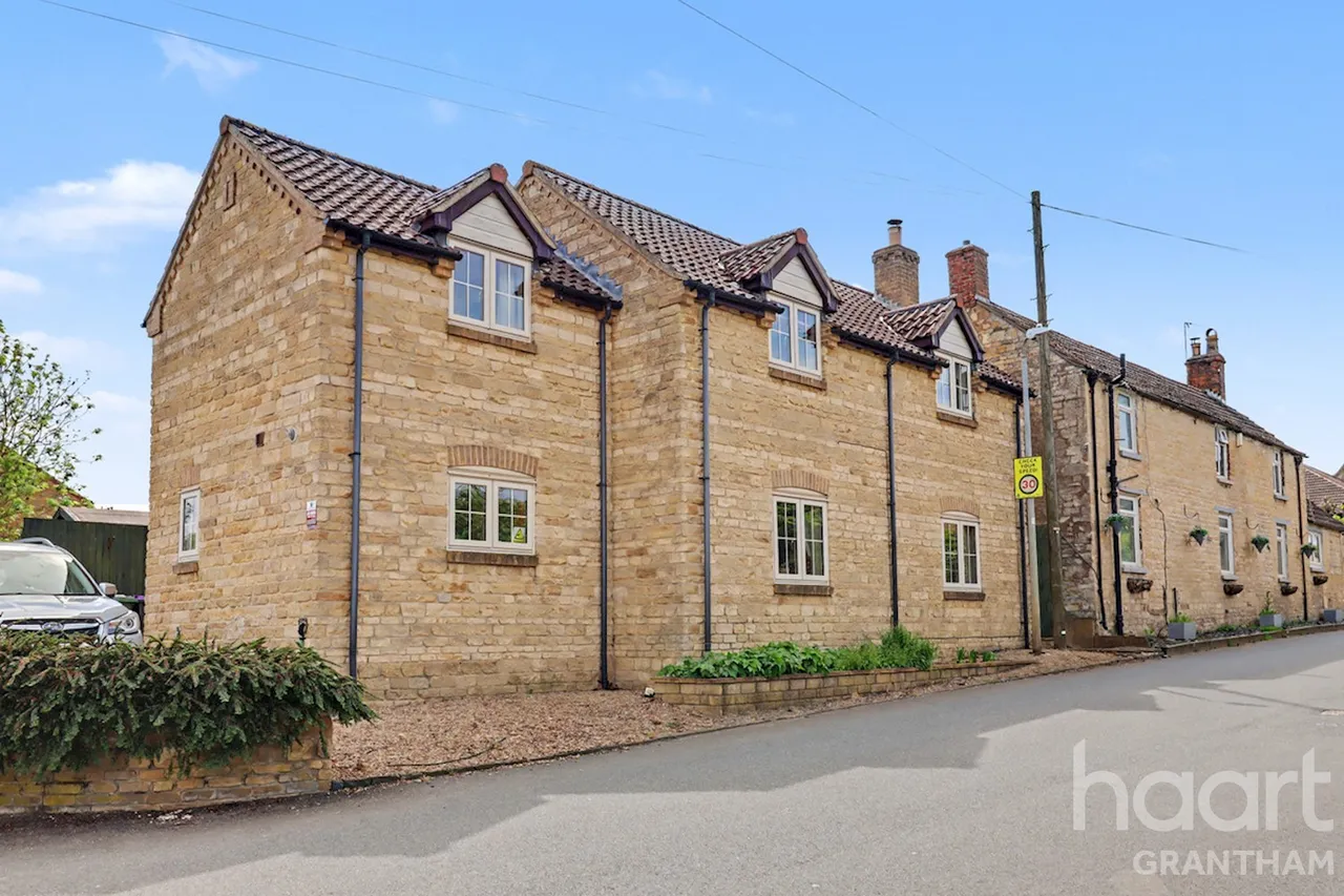 High Street, South Witham, NG33, photo 21