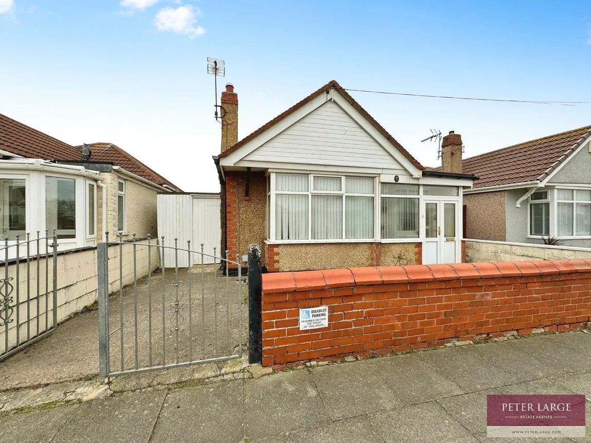 Molineaux Road, Rhyl, Denbighshire, LL18 3UA, photo 14