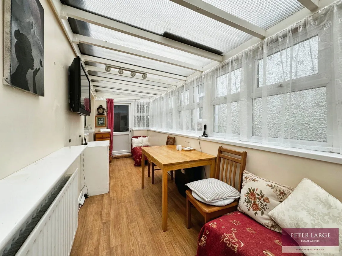 Molineaux Road, Rhyl, Denbighshire, LL18 3UA, photo 5