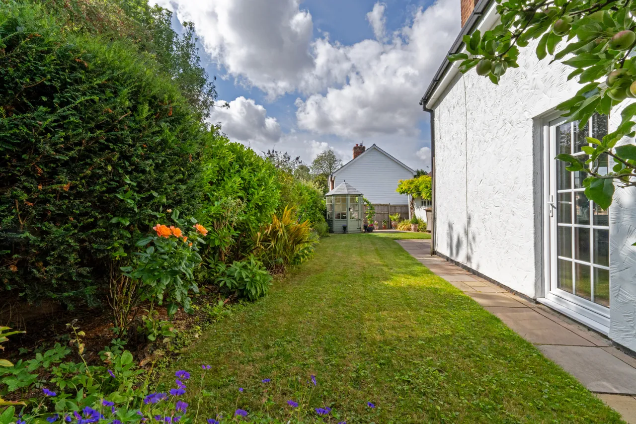 High Street, Hempstead, CB10, photo 20