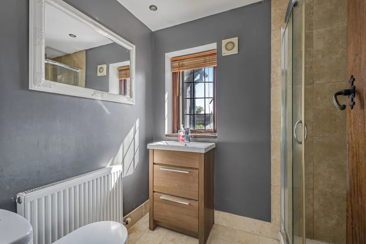 Shutter Lane, Gotherington, GL52, photo 15