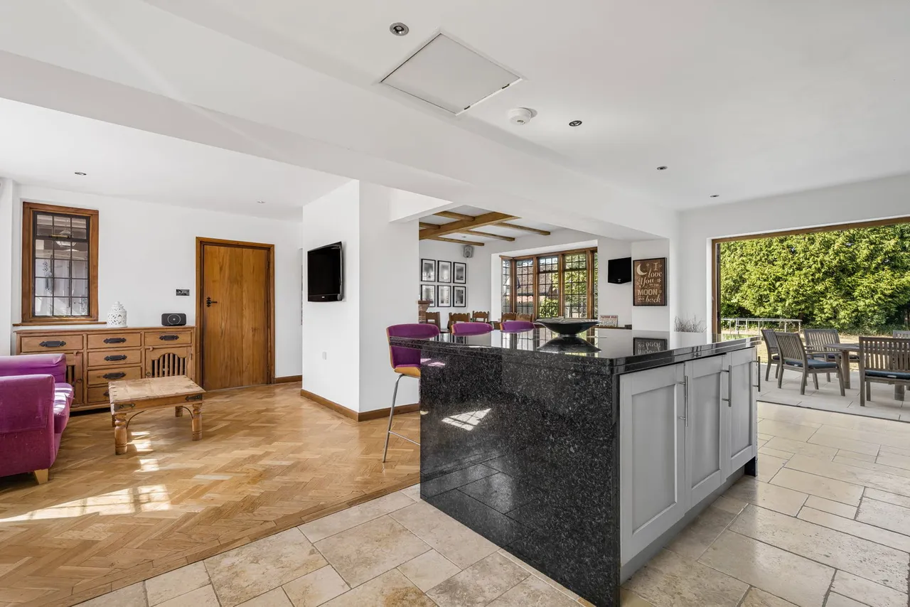 Shutter Lane, Gotherington, GL52, photo 2