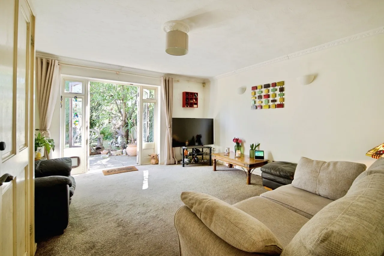 Aragon Close, Romford, RM5, photo 7