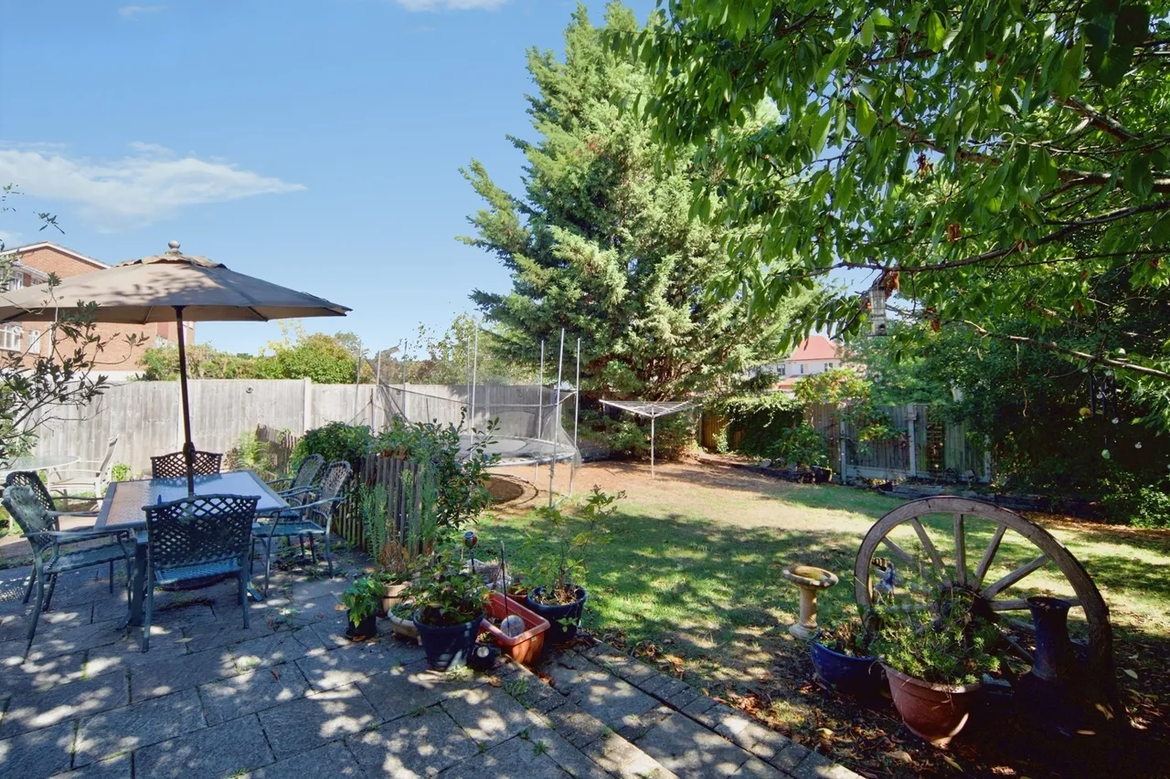 Aragon Close, Romford, RM5, photo 5