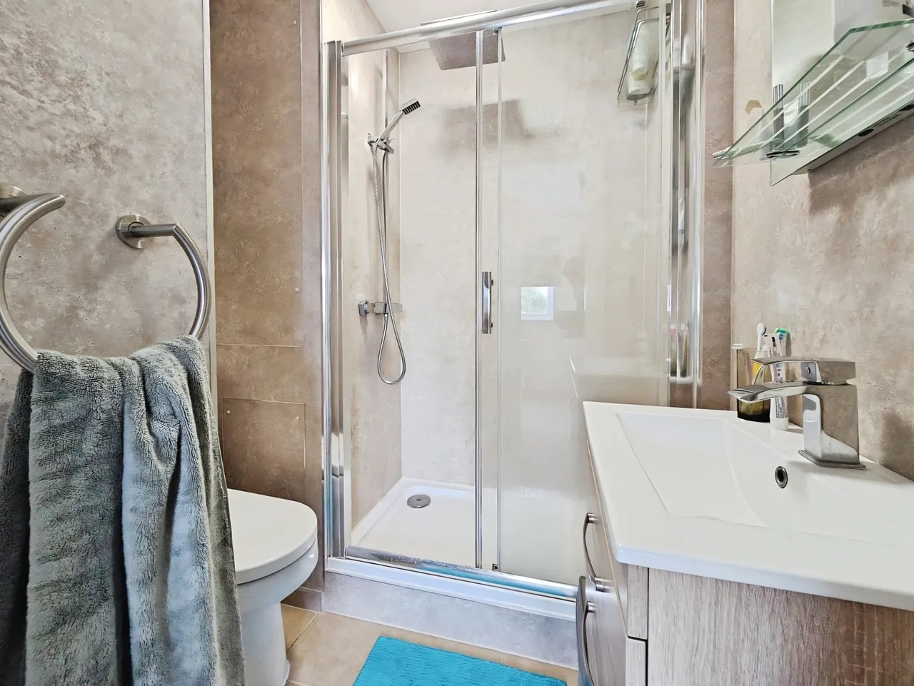 Rusham Terrace, Egham, TW20, photo 5