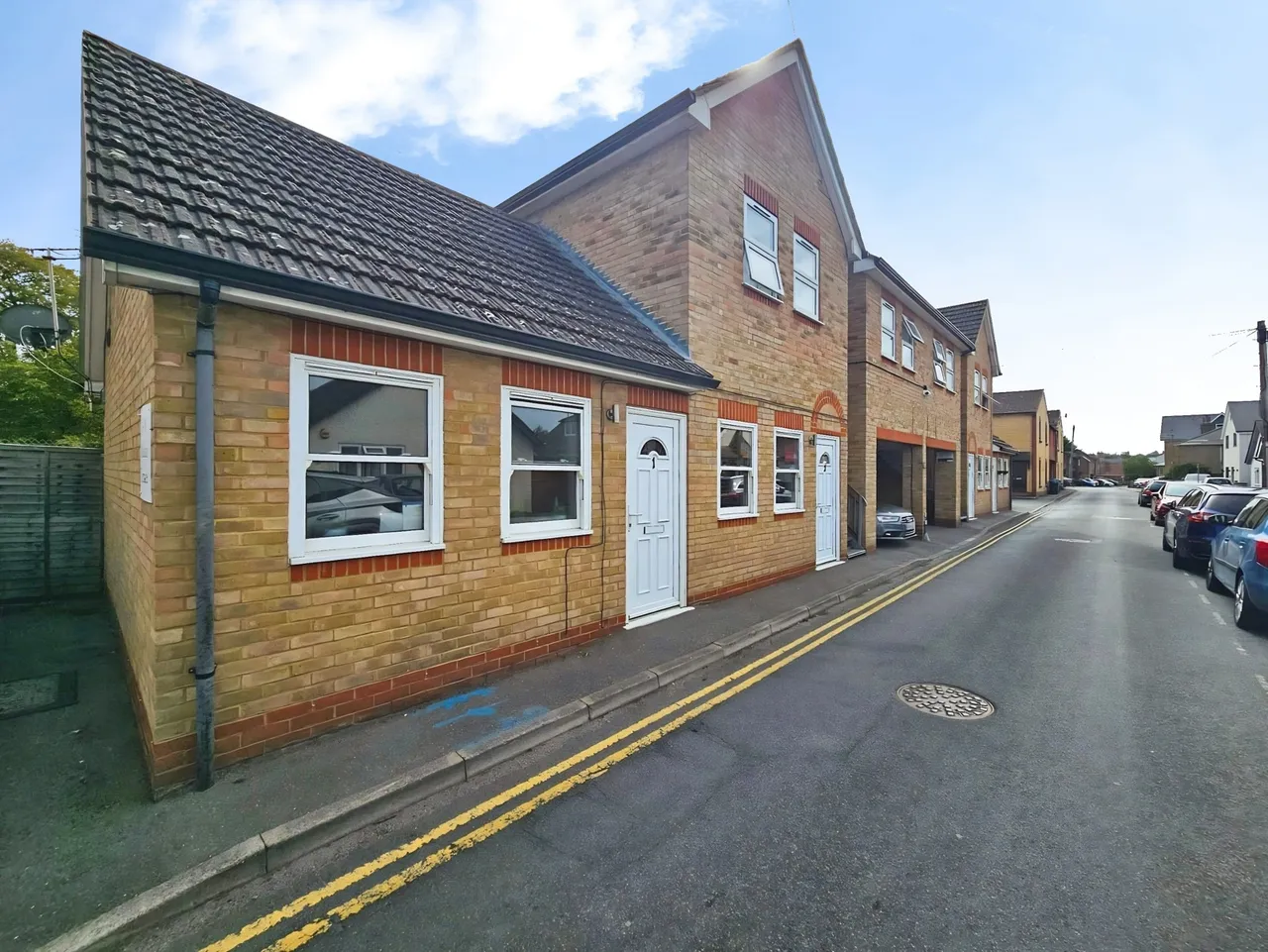 flat to rent, Rusham Terrace, Egham, TW20