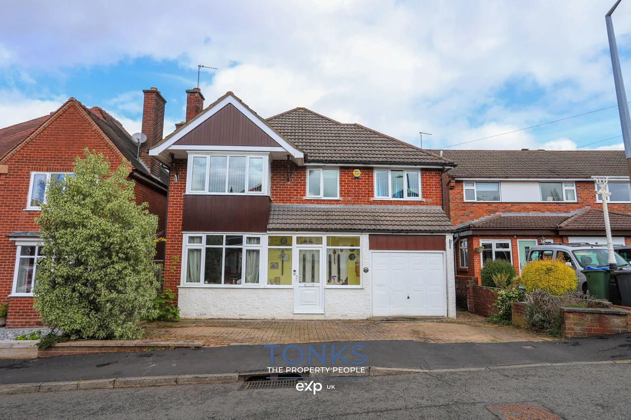 4 bed house for sale, High Haden Crescent, Cradley Heath, B64