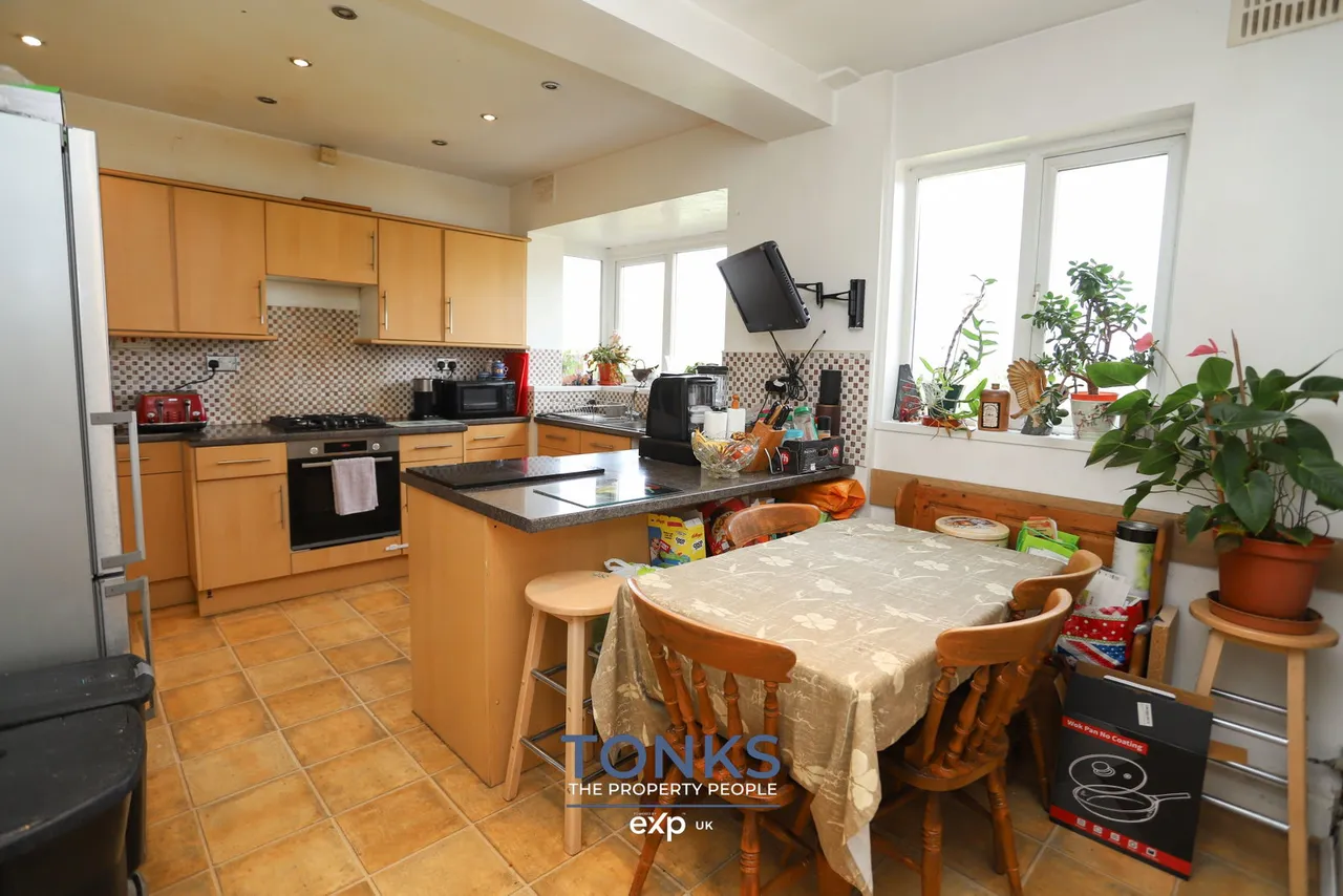 High Haden Crescent, Cradley Heath, B64, photo 8