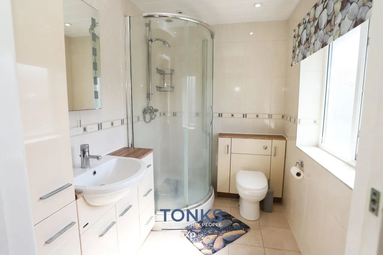 High Haden Crescent, Cradley Heath, B64, photo 19