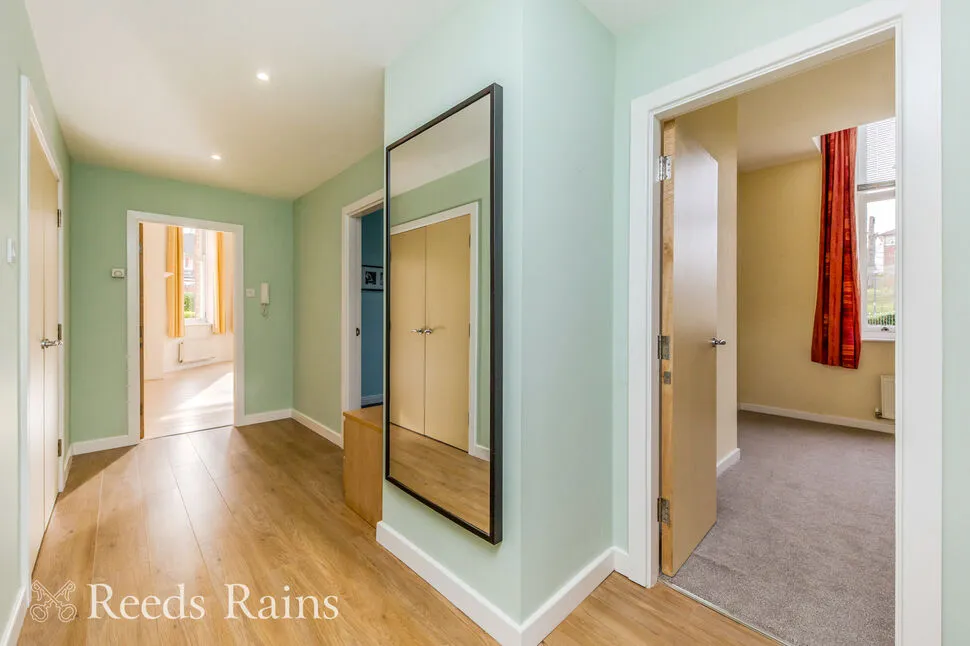 Sandringham House, Kensington Square, Cheshire, SK10, photo 7