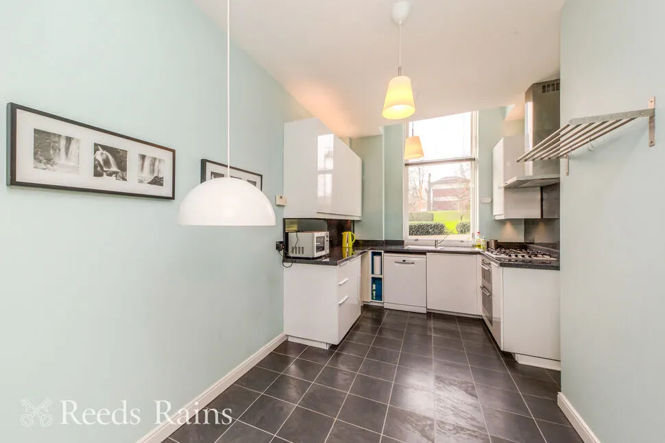 Sandringham House, Kensington Square, Cheshire, SK10, photo 4