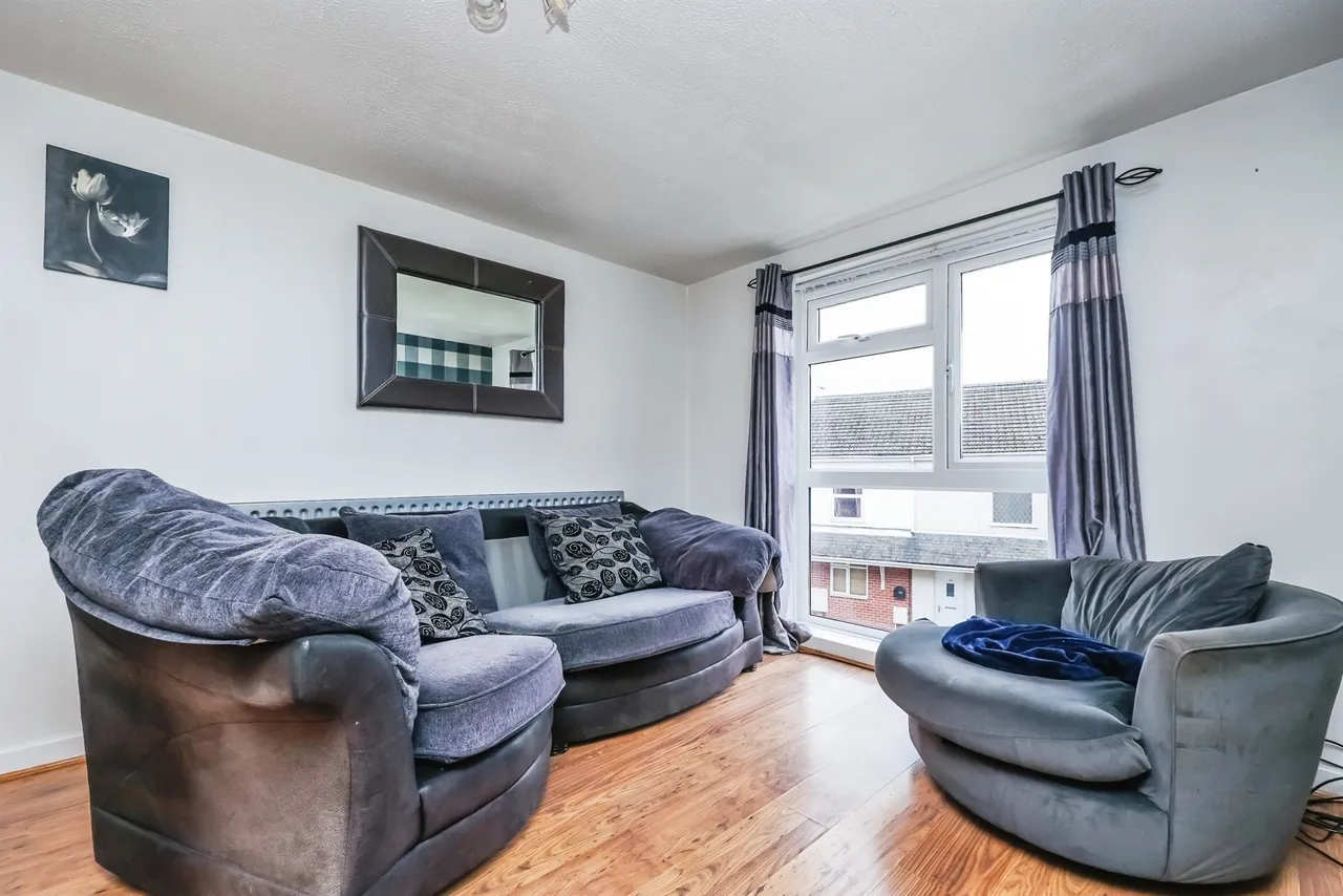 Blackburn Place, Ilkeston, DE7, photo 4