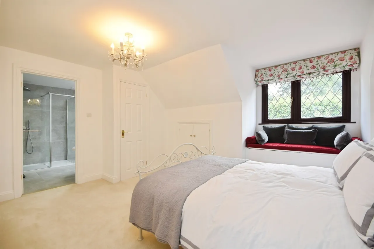 Ashwells Road, Pilgrims Hatch, CM15, photo 16