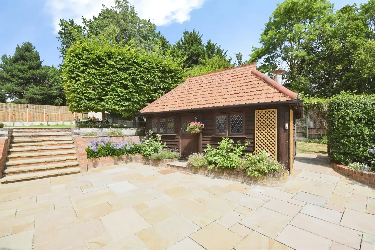 Ashwells Road, Pilgrims Hatch, CM15, photo 31