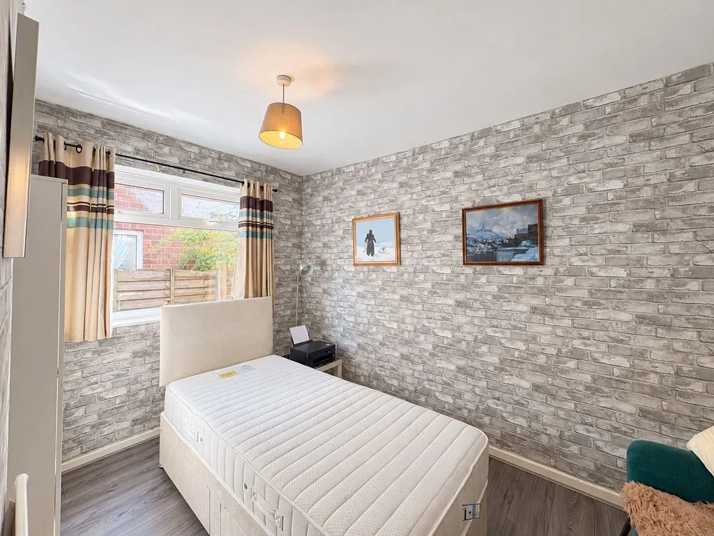 Cannock Road, Burntwood, WS7, photo 9