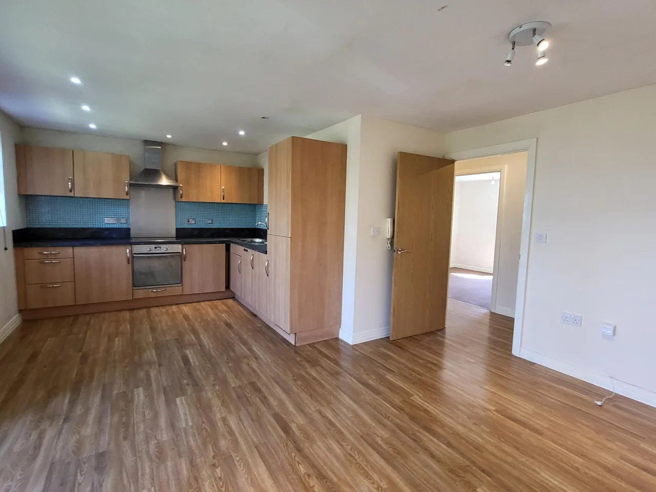 Bushey Heath, Bushey, WD23, photo 2