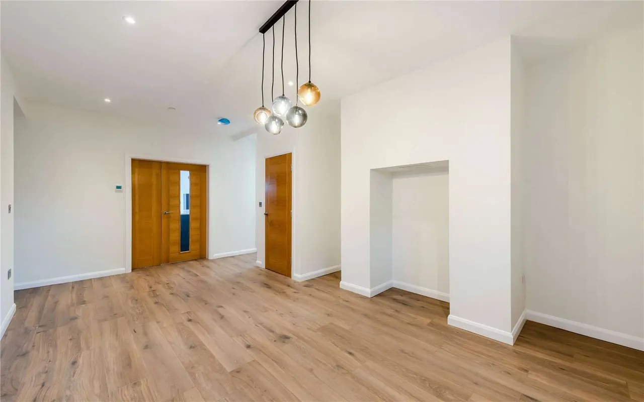 Clayton Road, Mold, Flintshire, CH7 1SU, photo 6