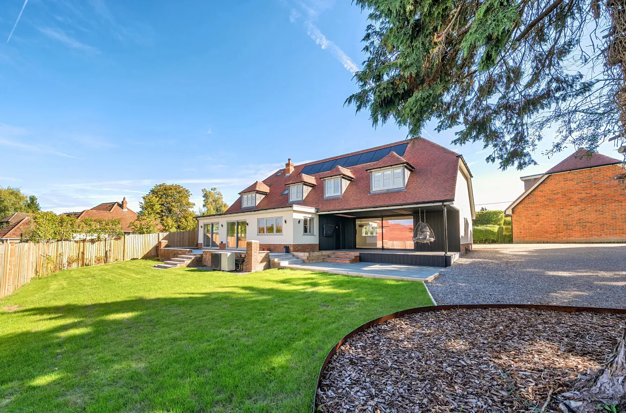 Mortimer Close, Headbourne Worthy, SO23, photo 18