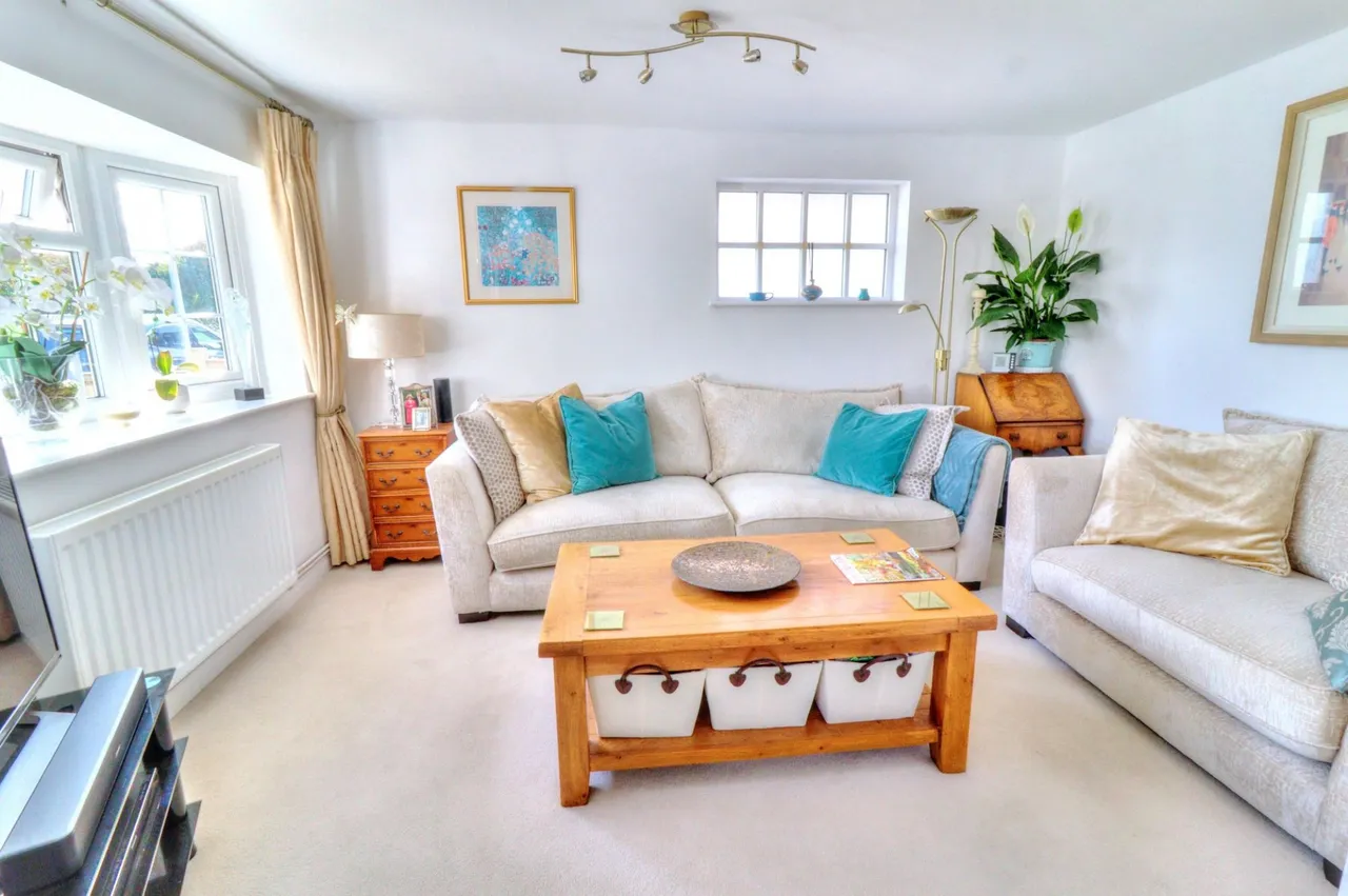 Mill Road, Stokenchurch, HP14, photo 5