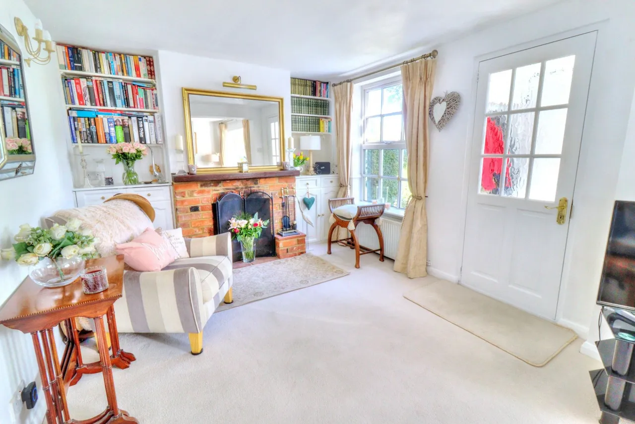Mill Road, Stokenchurch, HP14, photo 2