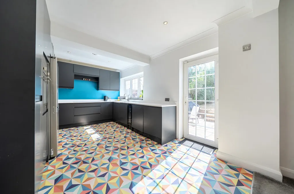Priestlands Park Road, Sidcup, DA15 7HJ, photo 5