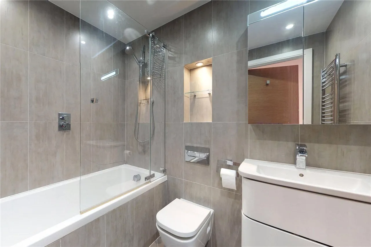 Holman Road, London, SW11, photo 7