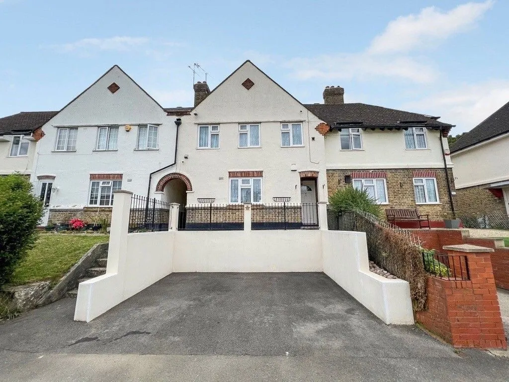 3 bed house to rent, Appletree Avenue, Yiewsley, UB7