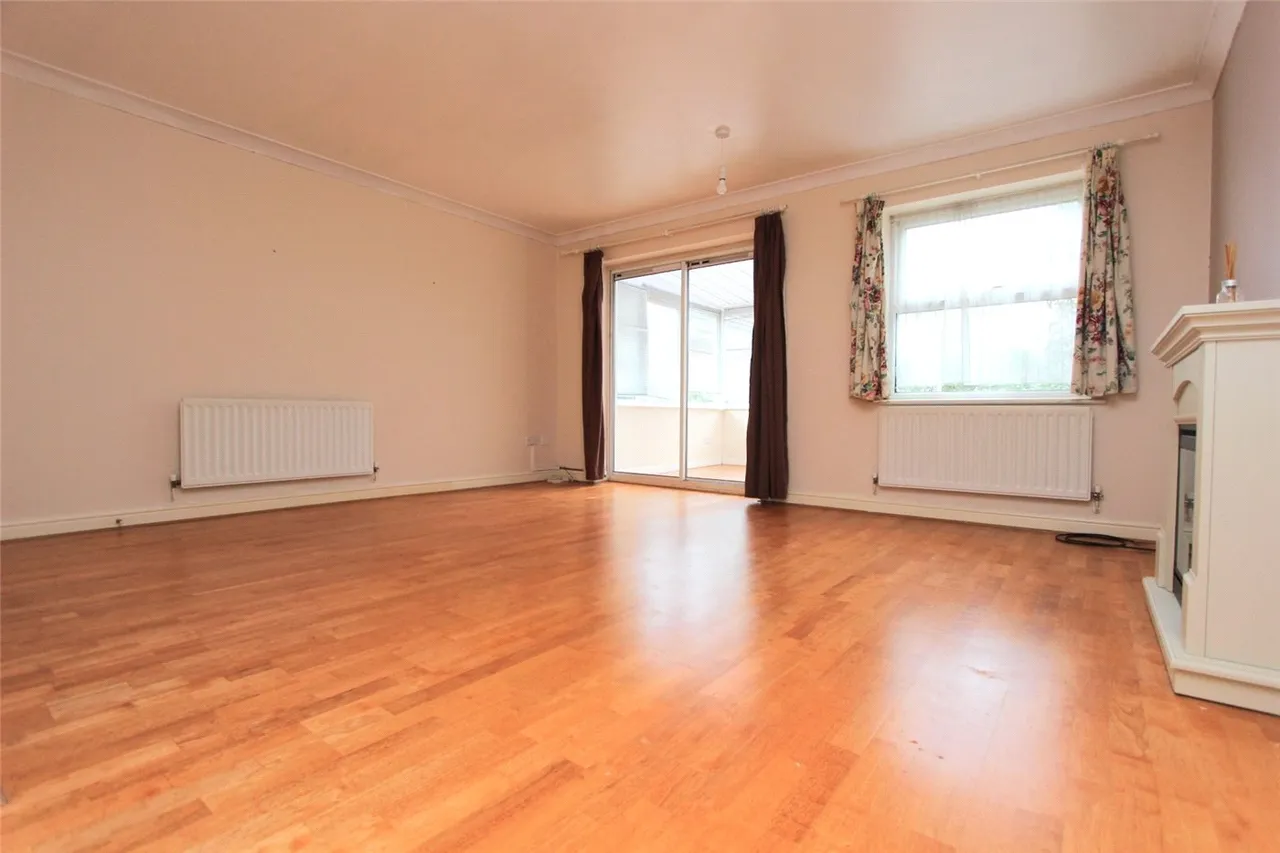 Alexandra Road, Great Wakering, Southend-on-Sea, SS3, photo 5