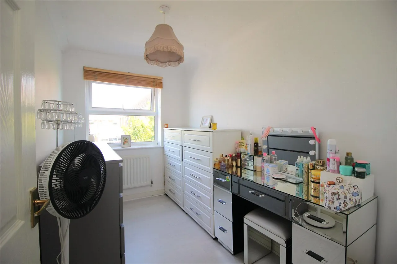 Alexandra Road, Great Wakering, Southend-on-Sea, SS3, photo 12