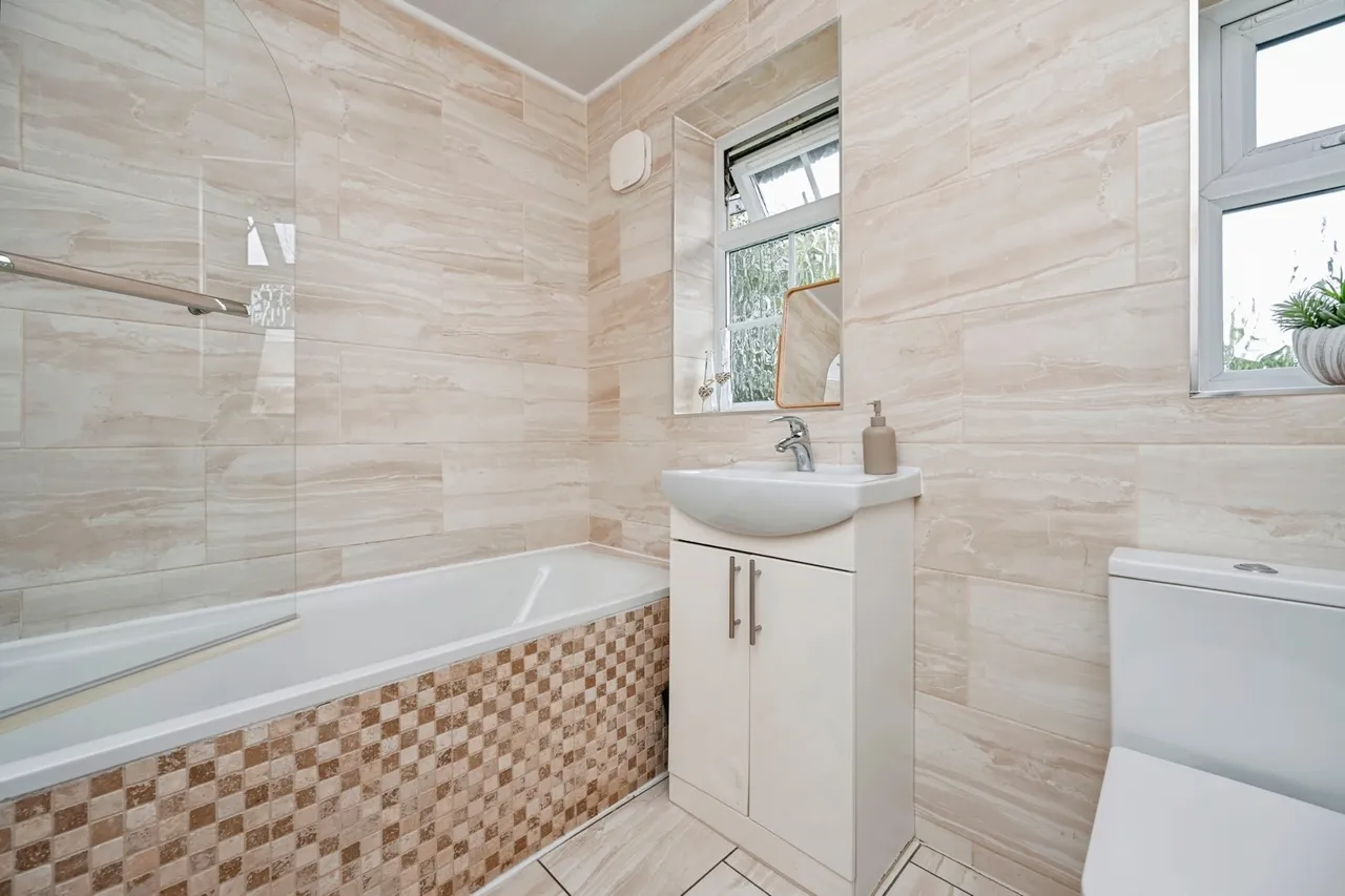 Pilch Lane, Liverpool, L14, photo 20