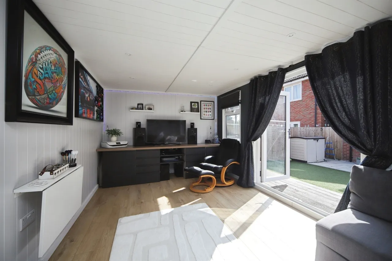 Dragon Rise, Norton Fitzwarren, TA2, photo 15