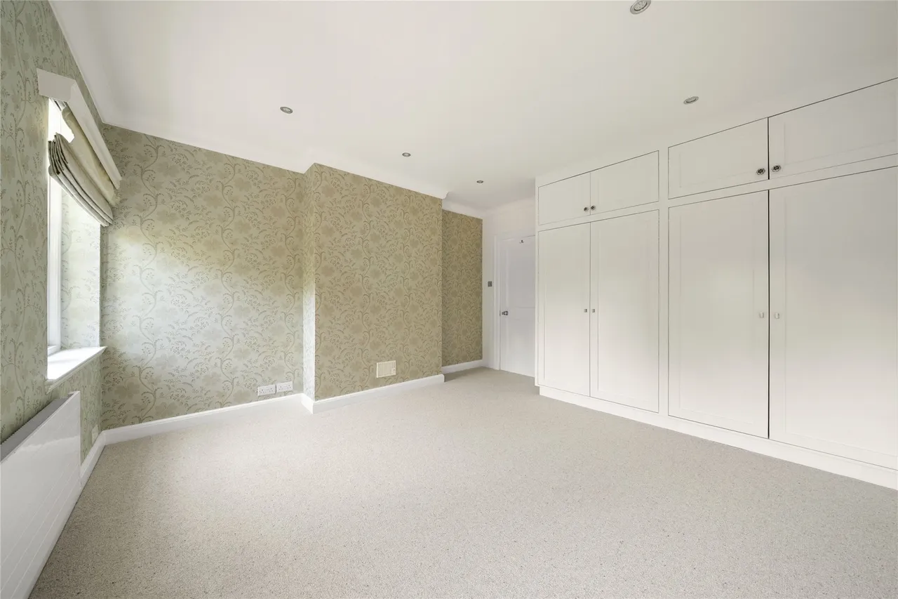 Callow Hill, Virginia Water, Surrey, GU25, photo 11