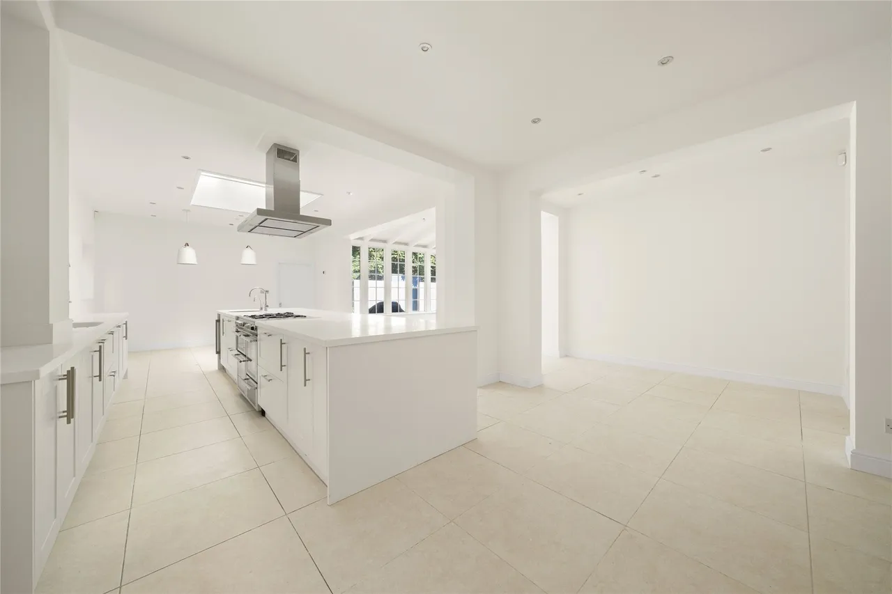 Callow Hill, Virginia Water, Surrey, GU25, photo 2