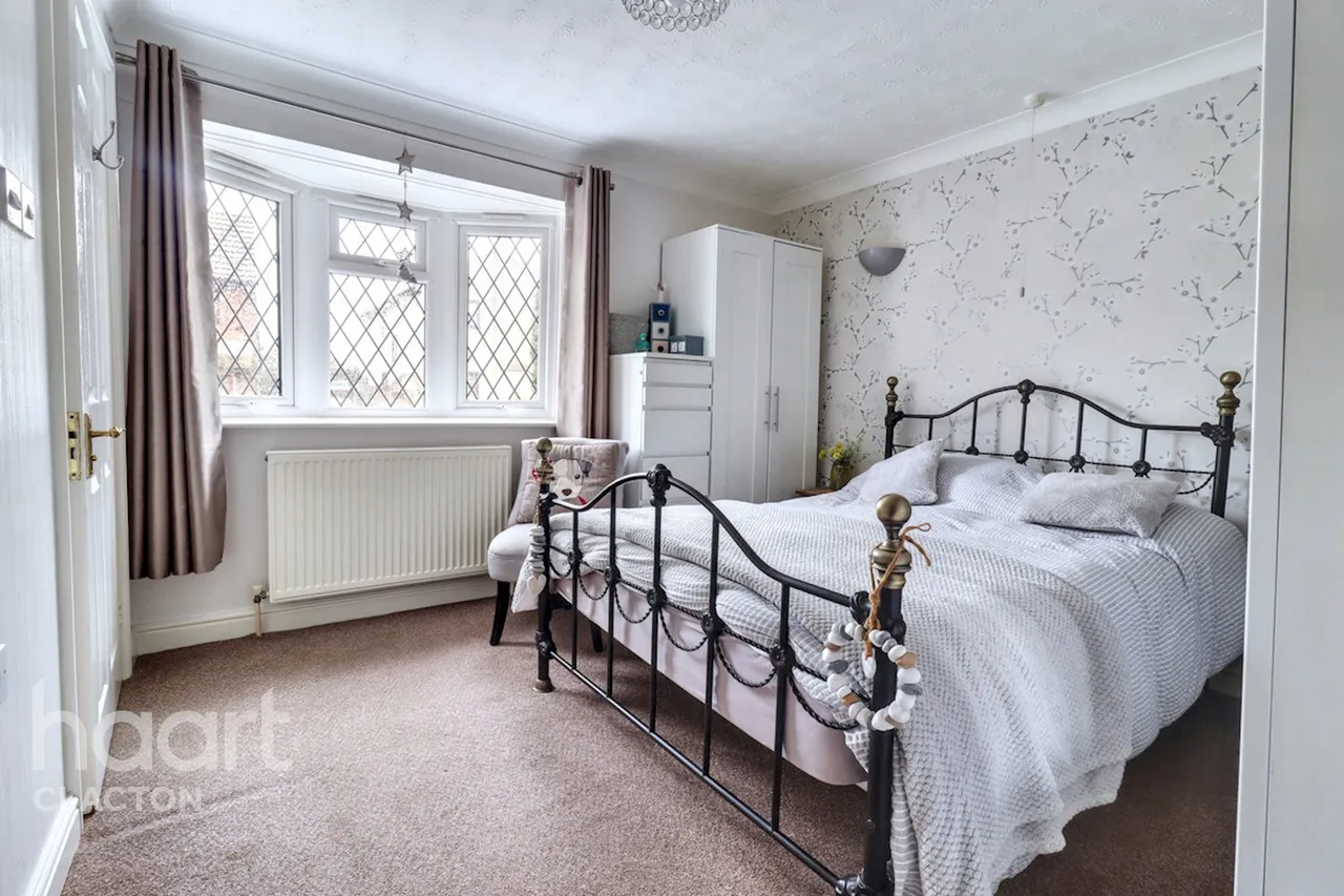 James Road, Clacton-On-Sea, CO15, photo 7