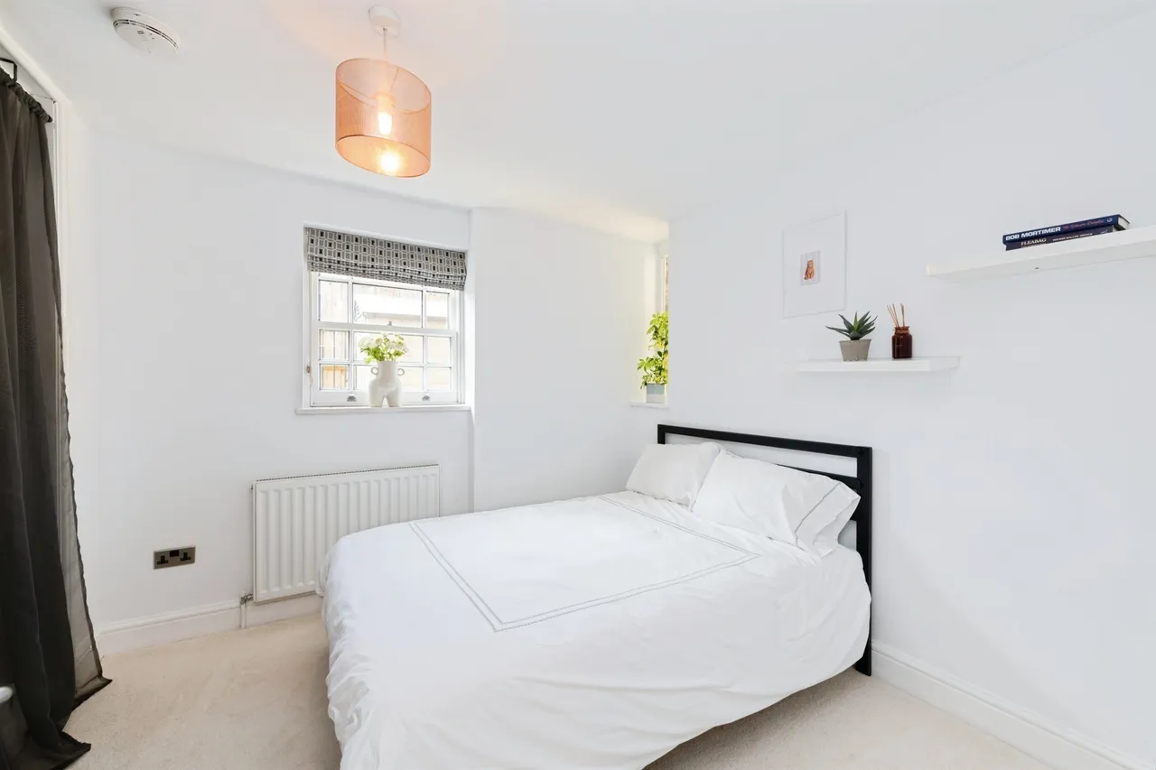 London Road, Redhill, RH1, photo 7