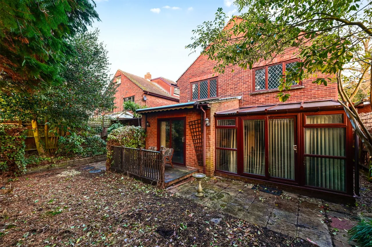 Station Road, Farnborough, GU14 7PZ, photo 11