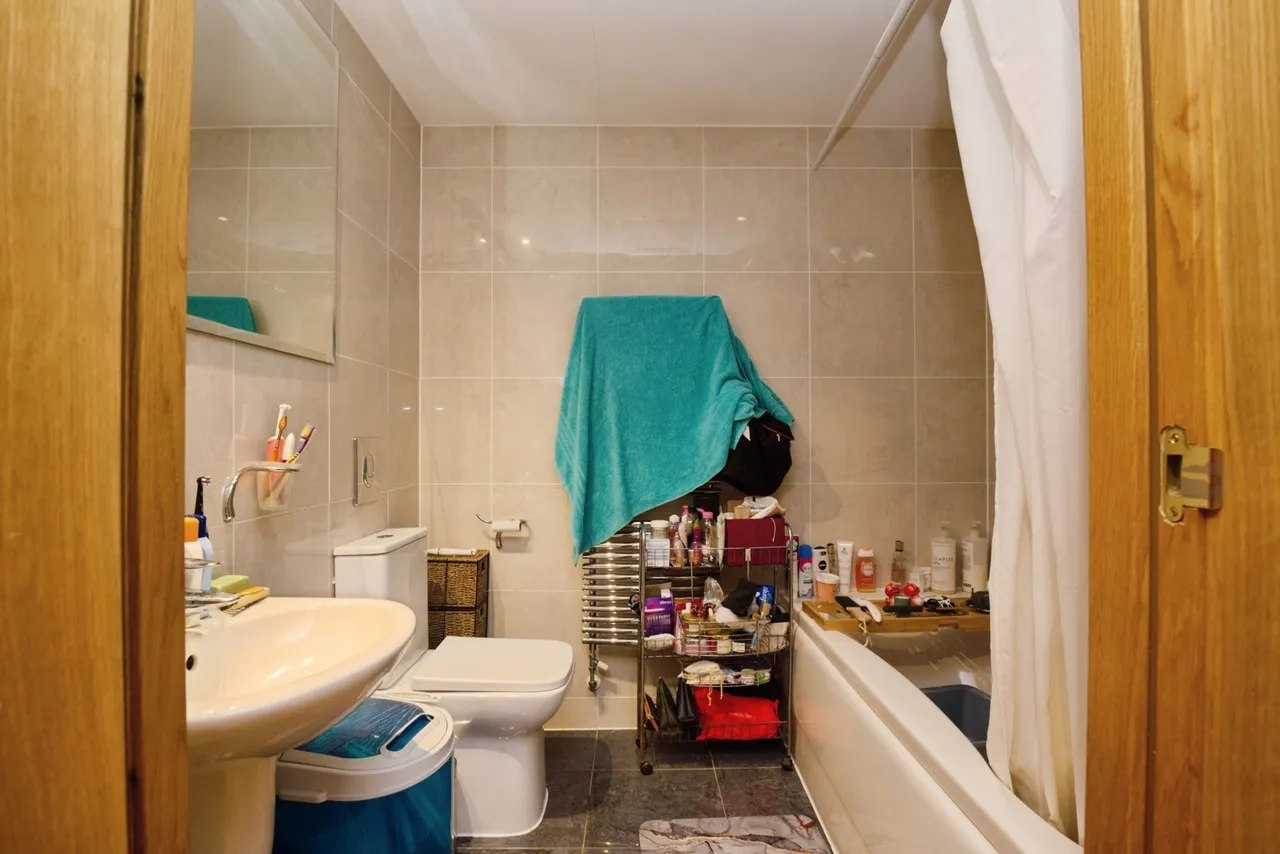 South Mews, Magretian Place, CARDIFF, South Glamorgan, CF10, photo 11