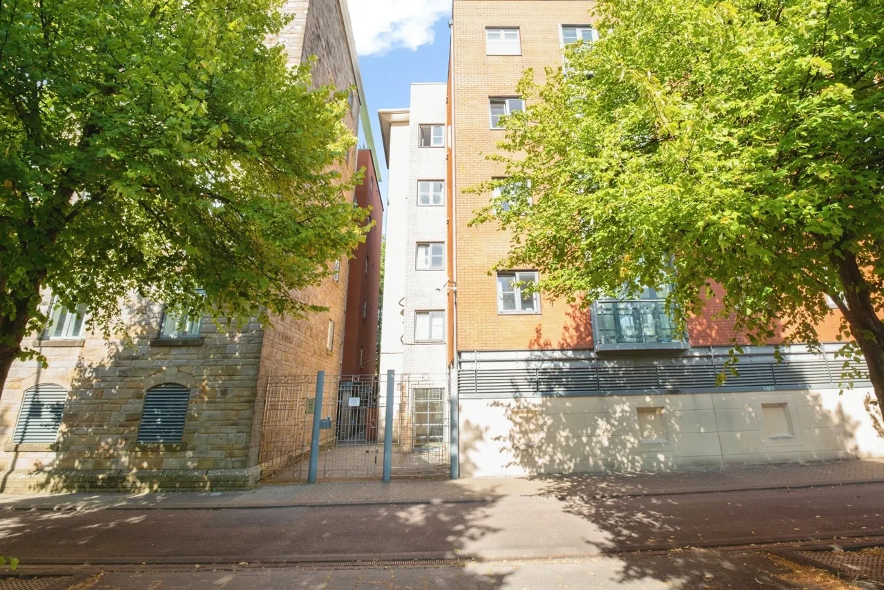 South Mews, Magretian Place, CARDIFF, South Glamorgan, CF10, photo 12