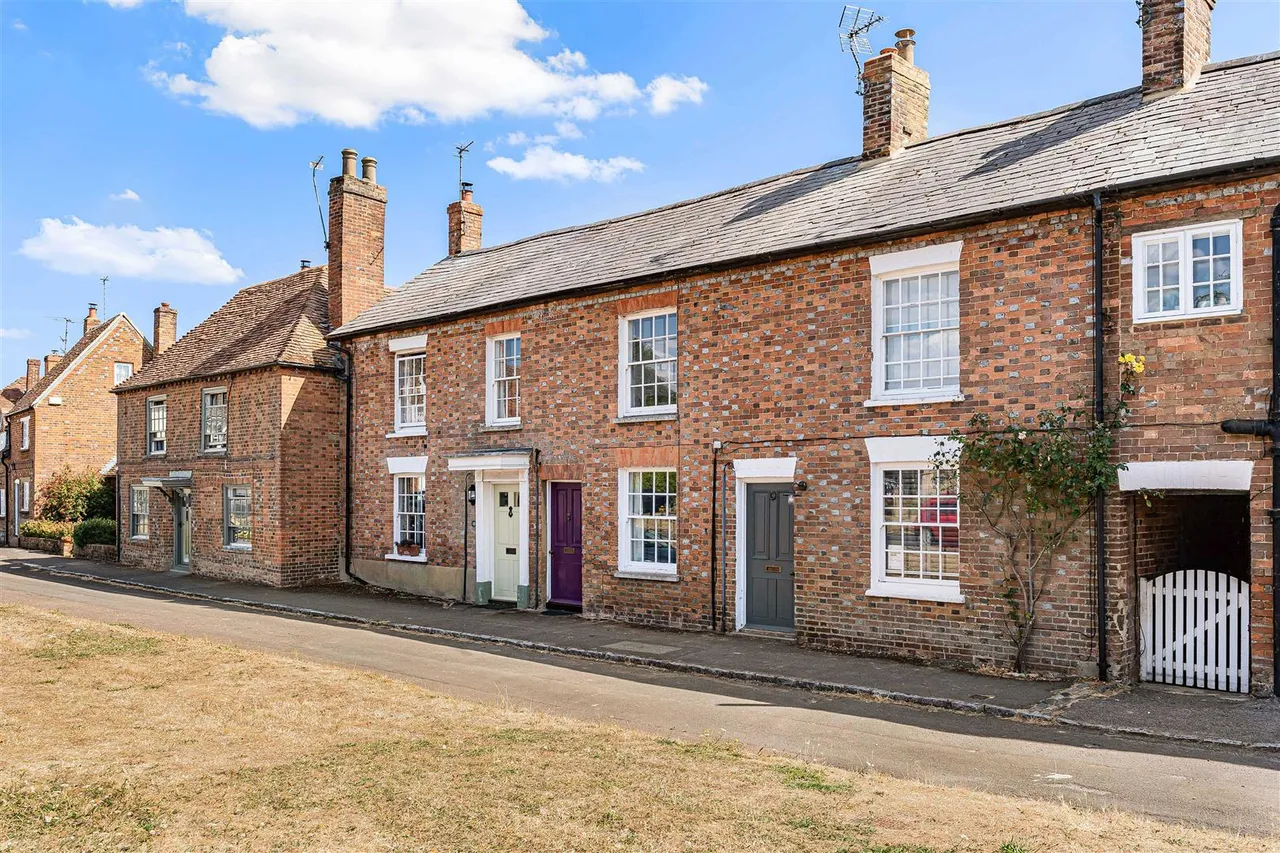The Square, Brill, photo 22