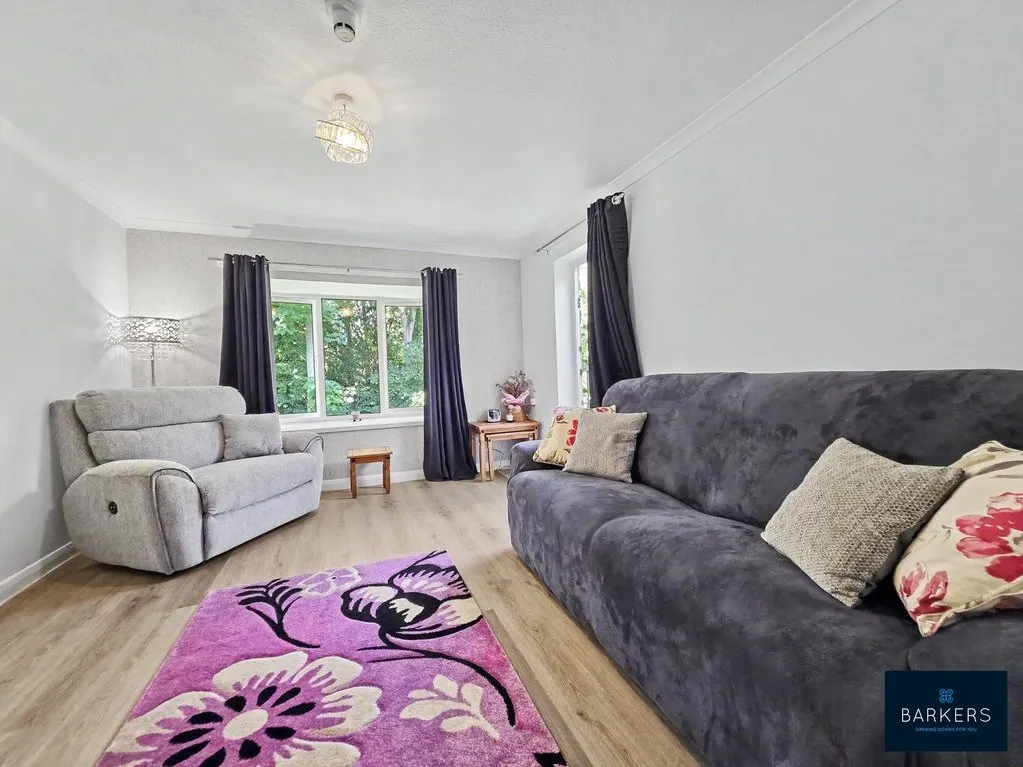 Elmwood Drive, Brighouse HD6 2AP, photo 6