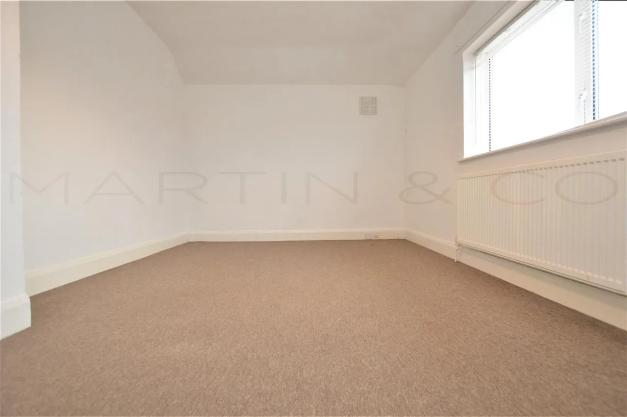 Dorrit Way, Rochester, photo 8