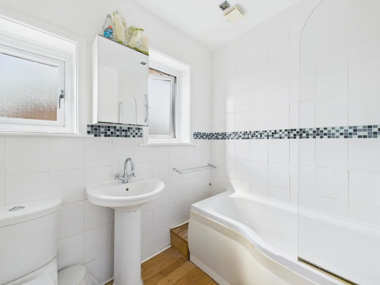 Evelegh Road, Farlington, PO6, photo 8