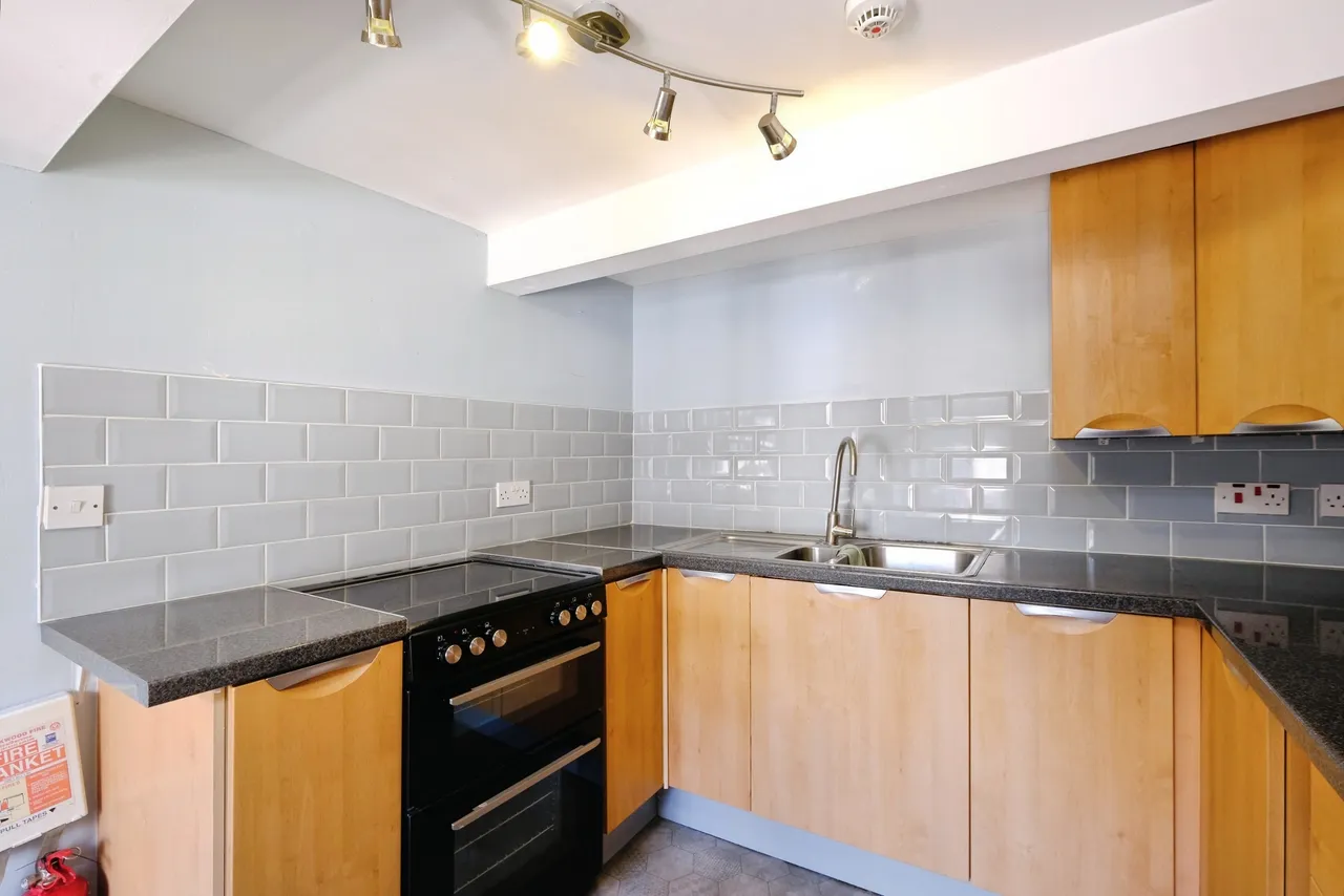 St. James Street, Monmouth, NP25, photo 4